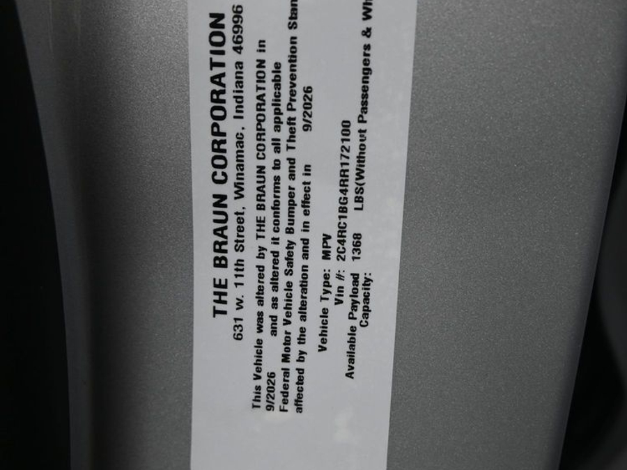 Used 2024 Chrysler Pacifica Touring L - BraunAbility Side Entry In Floor Automatic Ramp