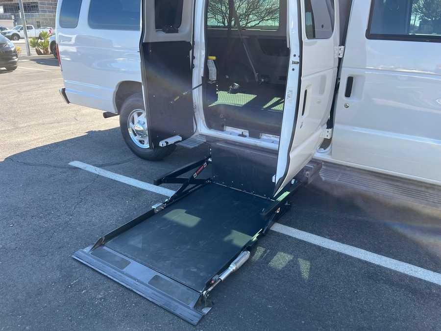 Used 2014 Ford E-Series E-350 SD XL - OTH Side Entry Entry Lift Automatic Ramp