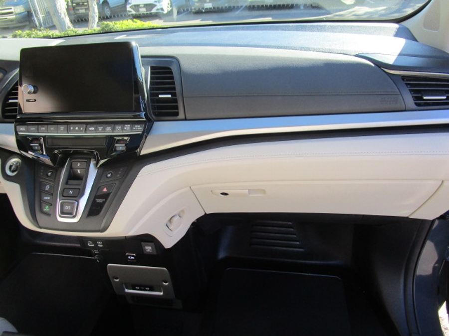 New 2026 Honda Odyssey EX-L - BraunAbility Side Entry Entry In Floor Automatic Ramp