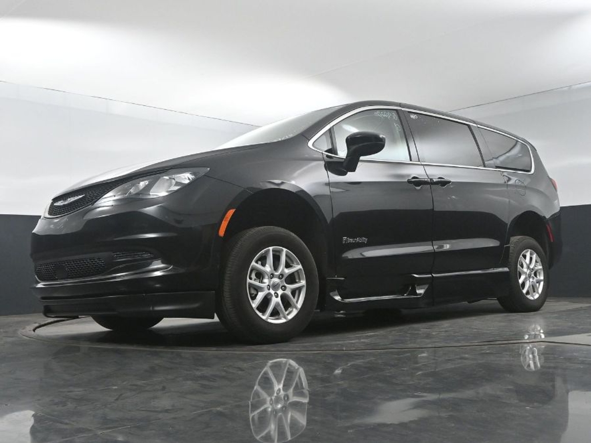 2023 CHRYSLER VOYAGER - Image 20