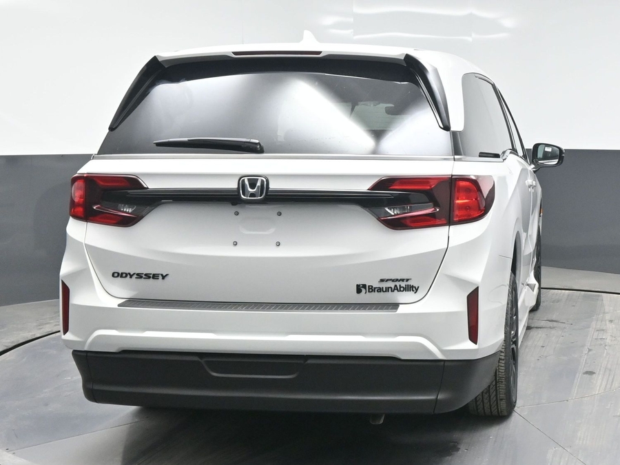 New 2026 Honda Odyssey Sport - BraunAbility Side Entry Entry In Floor Automatic Ramp