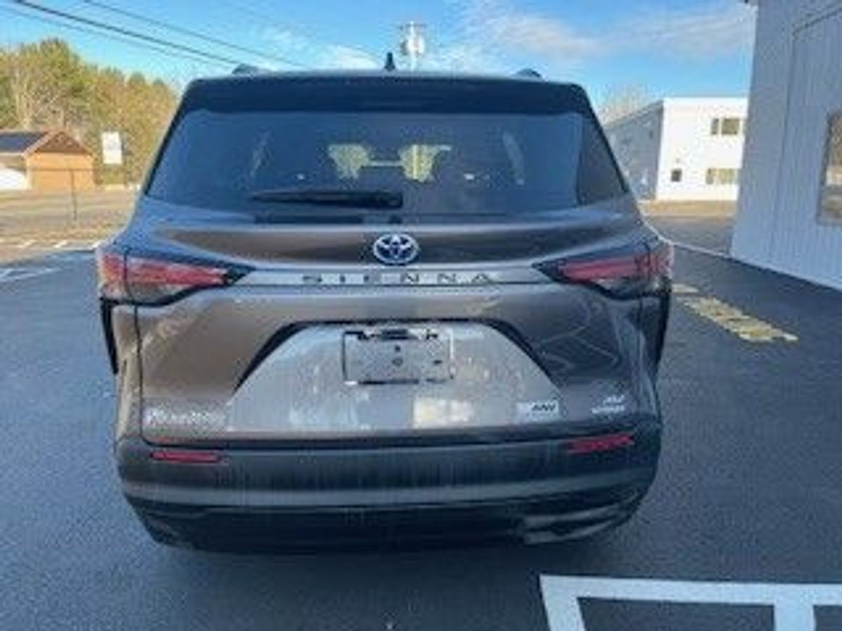 2022 TOYOTA SIENNA - Image 8