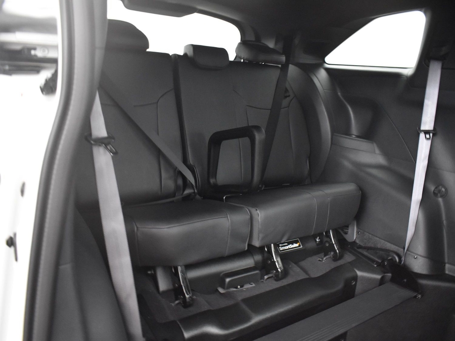 New 2025 Toyota Sienna Hybrid XSE Sport - BraunAbility Side Entry Entry Fold Out Automatic Ramp