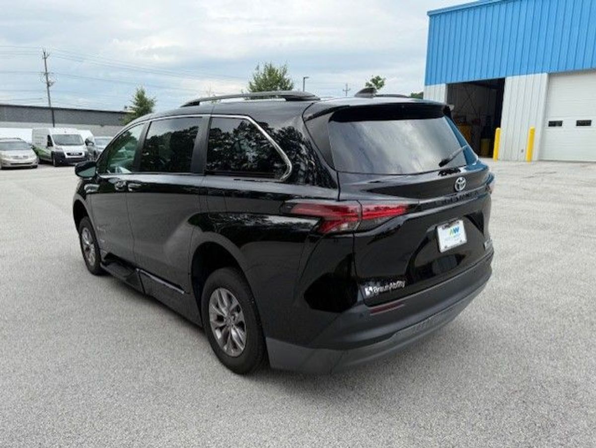 2021 TOYOTA SIENNA - Image 16