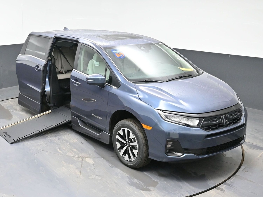 New 2026 Honda Odyssey EX-L - BraunAbility Side Entry Entry In Floor Automatic Ramp