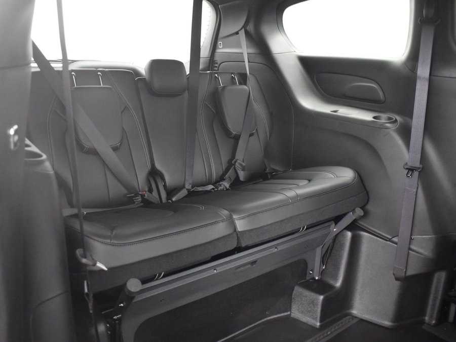 New 2025 Chrysler Pacifica Select Safety - BraunAbility Side Entry Entry Fold Out Automatic Ramp