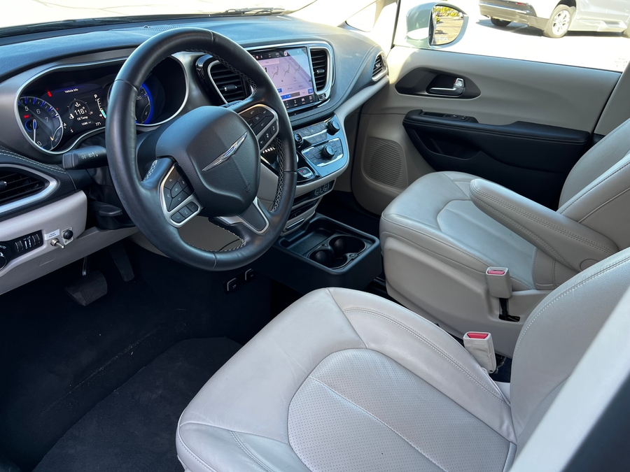 Used 2021 Chrysler Pacifica Touring L - RLX Side Entry Entry In Floor Automatic Ramp