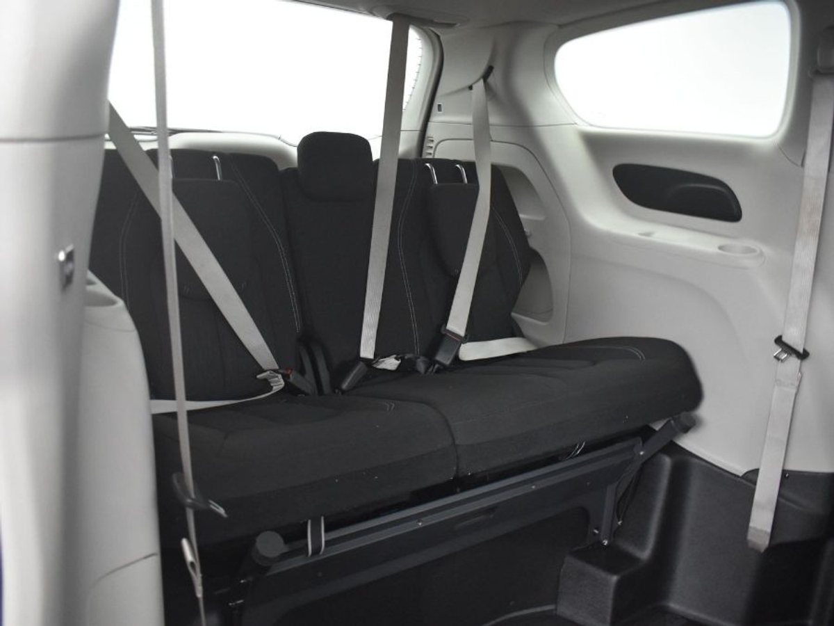 2023 CHRYSLER VOYAGER - Image 10