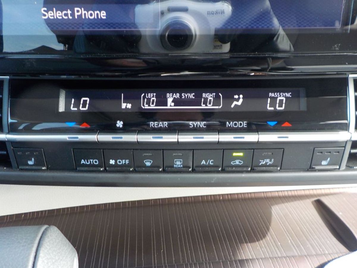 2024 TOYOTA SIENNA - Image 14