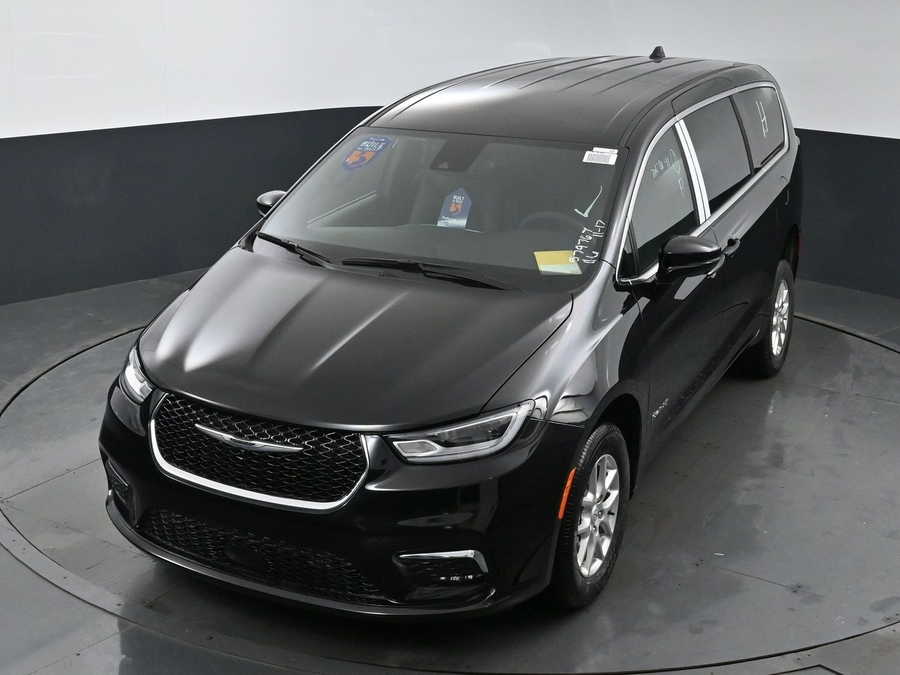 New 2025 Chrysler Pacifica Select Safety - BraunAbility Rear Entry Entry Fold Out Manual Ramp