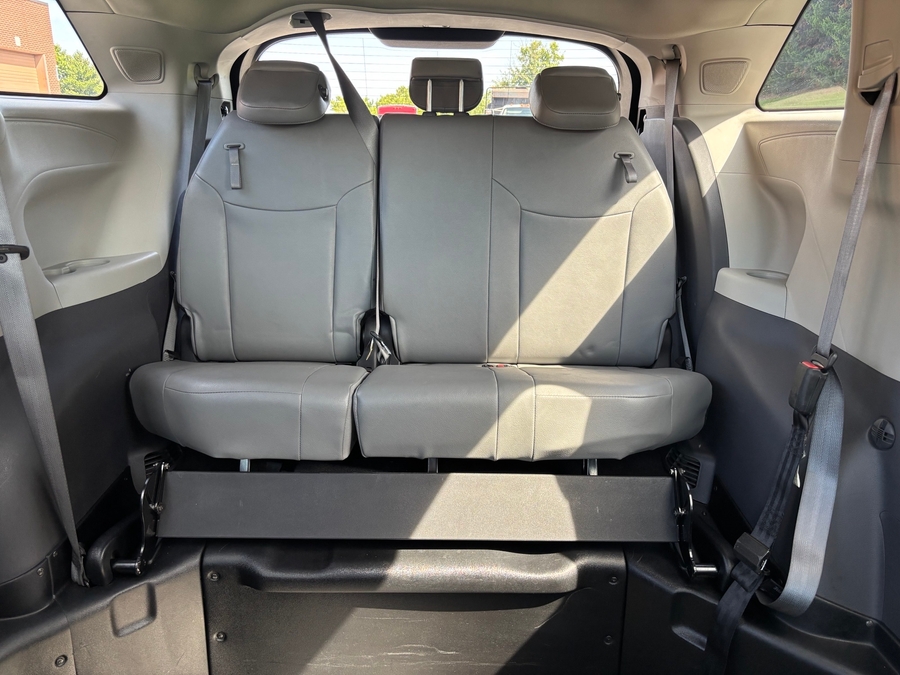 Used 2023 Toyota Sienna Hybrid XLE Plus - BraunAbility Side Entry Fold Out Automatic Ramp