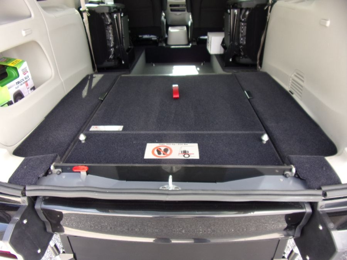 2024 CHRYSLER VOYAGER - Image 16