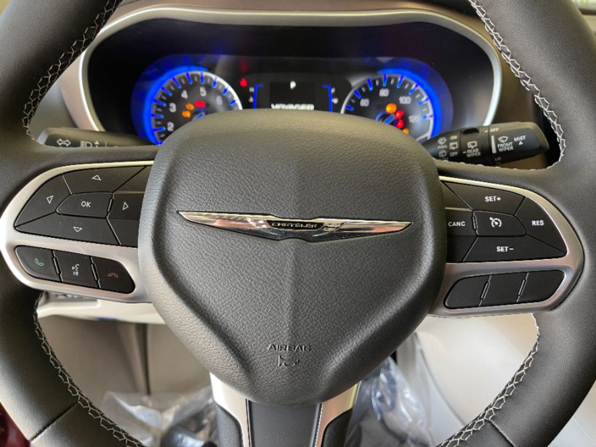 2023 CHRYSLER VOYAGER - Image 14