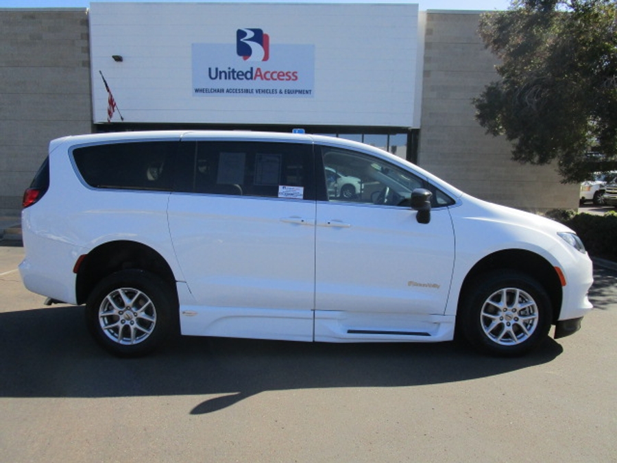 Used 2024 Chrysler Voyager LX - BraunAbility Side Entry Entry Fold Out Automatic Ramp