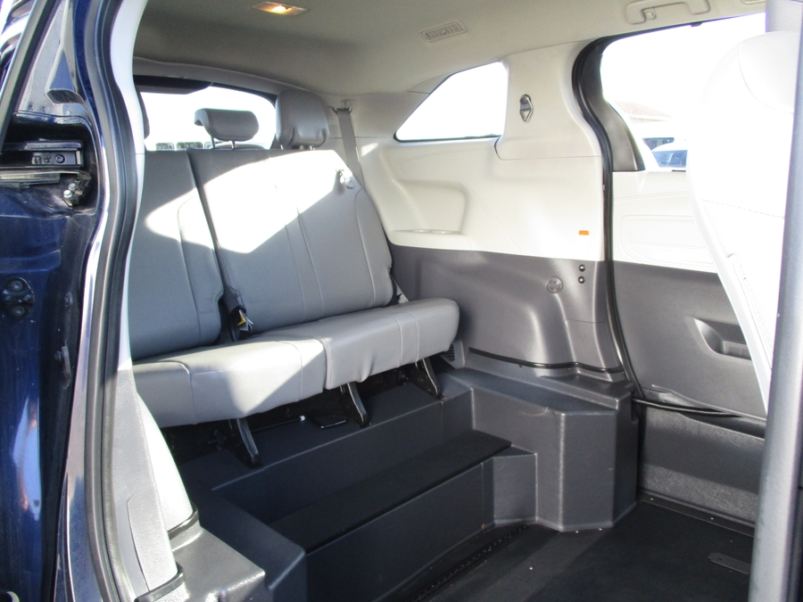 2021 TOYOTA SIENNA - Image 12