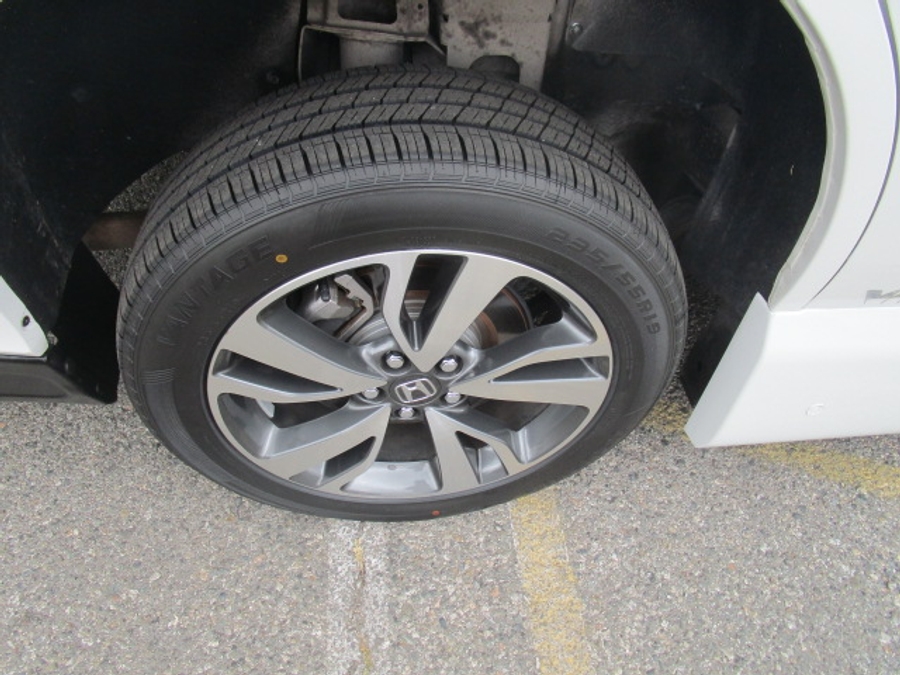 Used 2022 Honda Odyssey Touring - VMI Side Entry Entry In Floor Automatic Ramp