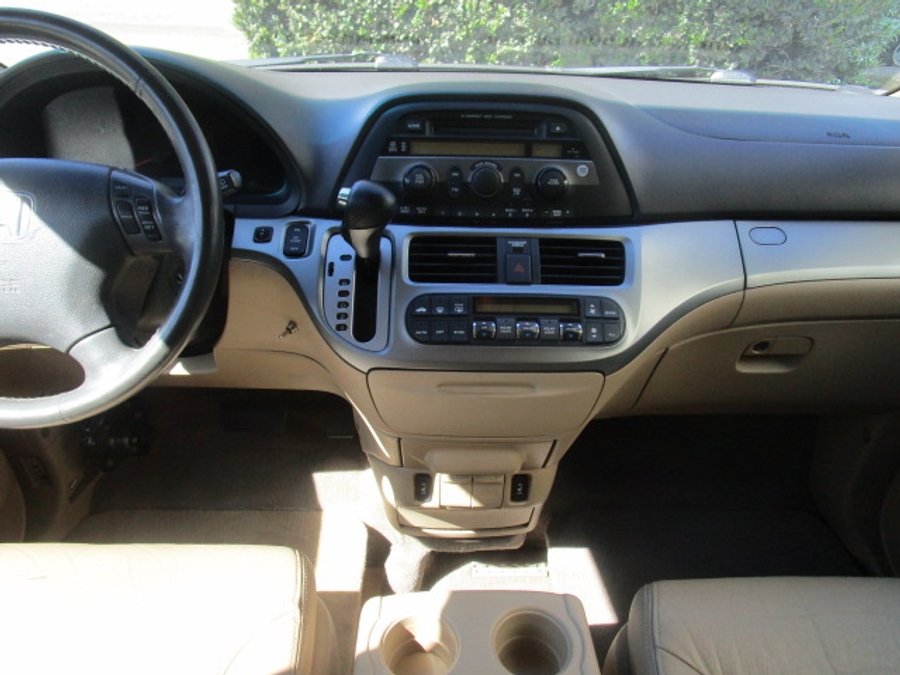 Used 2008 Honda Odyssey EX-L - BraunAbility Side Entry In Floor Automatic Ramp