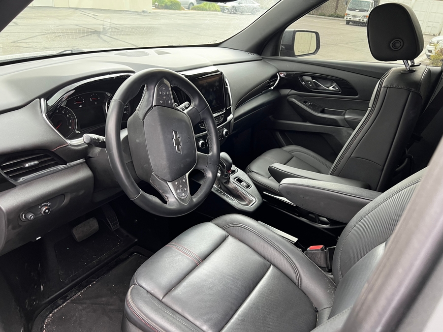 Used 2023 Chevrolet Traverse 2LT - BraunAbility Side Entry In Floor Automatic Ramp