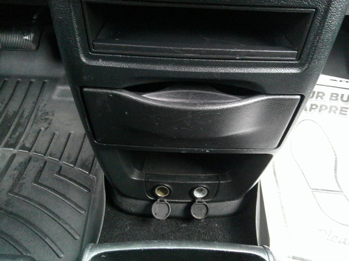 2015 DODGE GRAND CARAVAN - Image 22