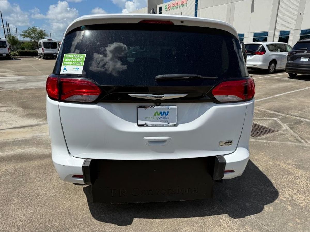 2022 CHRYSLER VOYAGER - Image 4