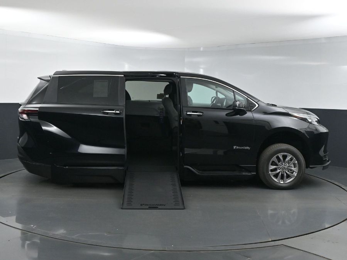 Black Toyota Sienna with Side Entry Automatic In Floor ramp