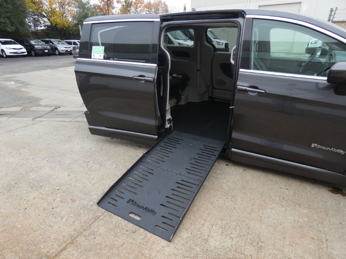 2022 CHRYSLER VOYAGER - Image 6