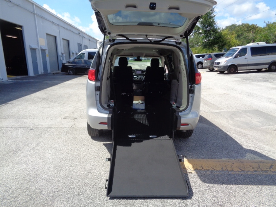 Used 2022 Chrysler Voyager LX - ATS Rear Entry Fold Out Manual Ramp