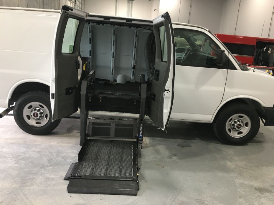 2016 gmc savana 2500 cargo van