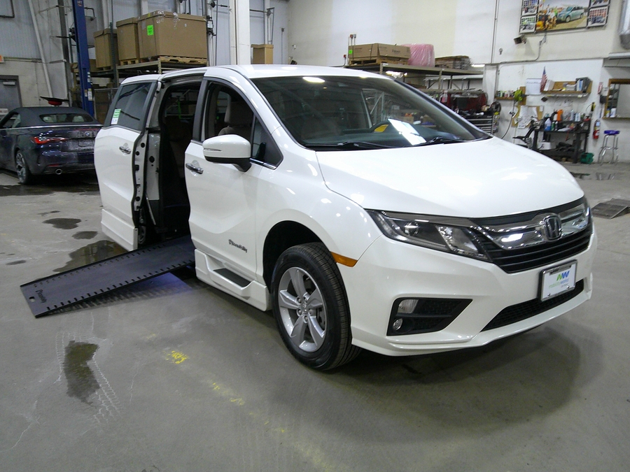  Honda Odyssey image number 4
