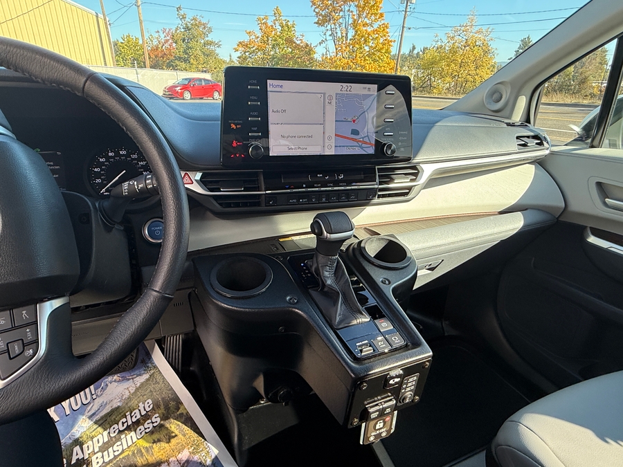 Used 2022 Toyota Sienna Hybrid XLE Base - BraunAbility Side Entry Entry Fold Out Automatic Ramp