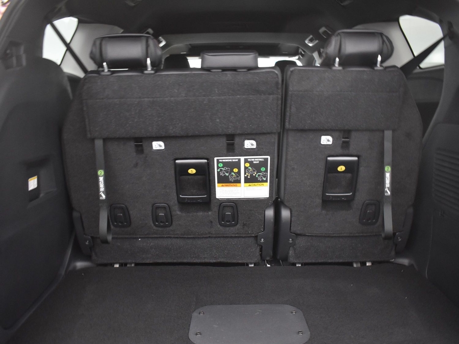 New 2025 Toyota Sienna Hybrid XSE Sport - BraunAbility Side Entry Entry Fold Out Automatic Ramp