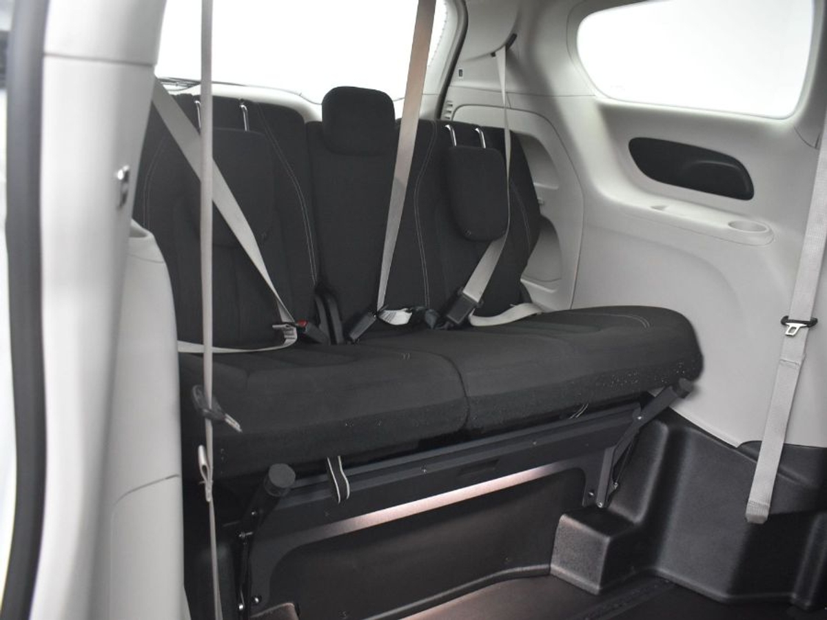 2023 CHRYSLER VOYAGER - Image 10