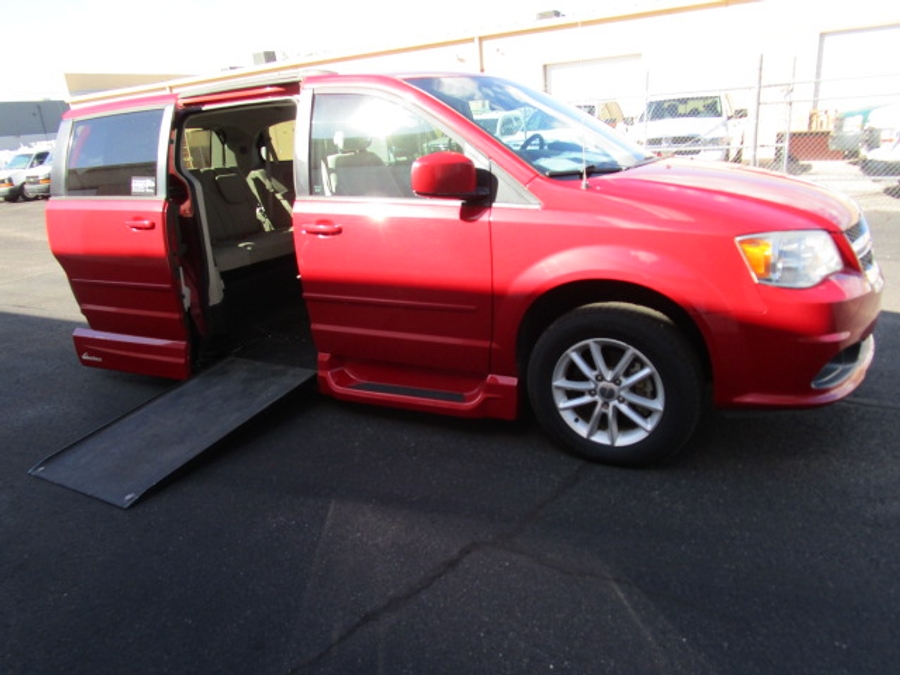 Used 2016 Dodge Grand Caravan SXT - VMI Side Entry Entry In Floor Automatic Ramp