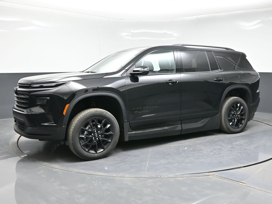 New 2025 Chevrolet Traverse 1LT Midnight - BraunAbility Side Entry Entry In Floor Automatic Ramp