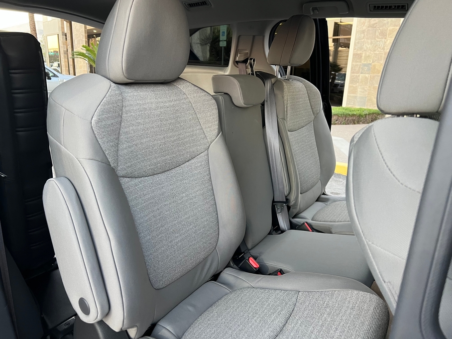 Used 2024 Toyota Sienna Hybrid LE - BraunAbility Rear Entry Entry Fold Out Manual Ramp