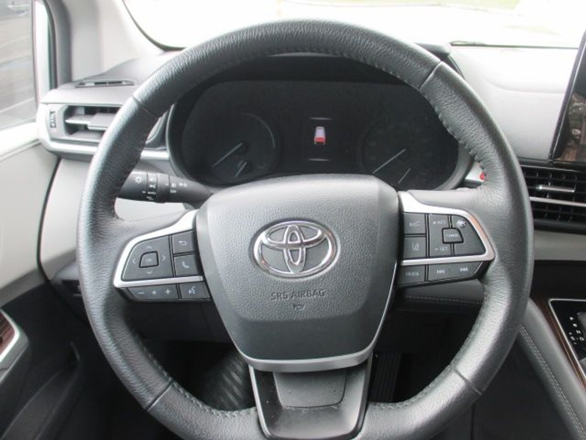 2024 TOYOTA SIENNA - Image 10