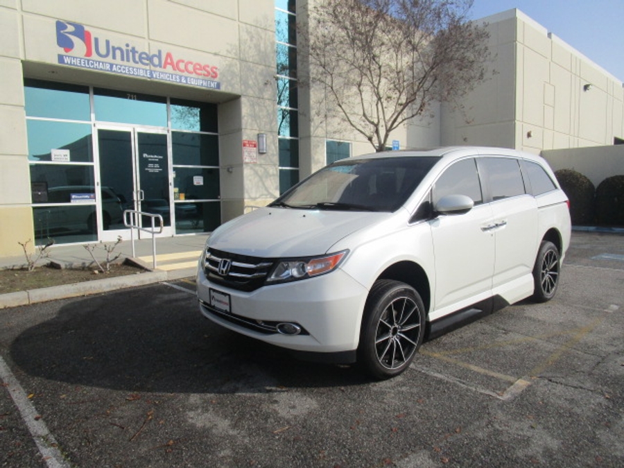 Used 2014 Honda Odyssey EX-L - VMI Side Entry Entry In Floor Automatic Ramp