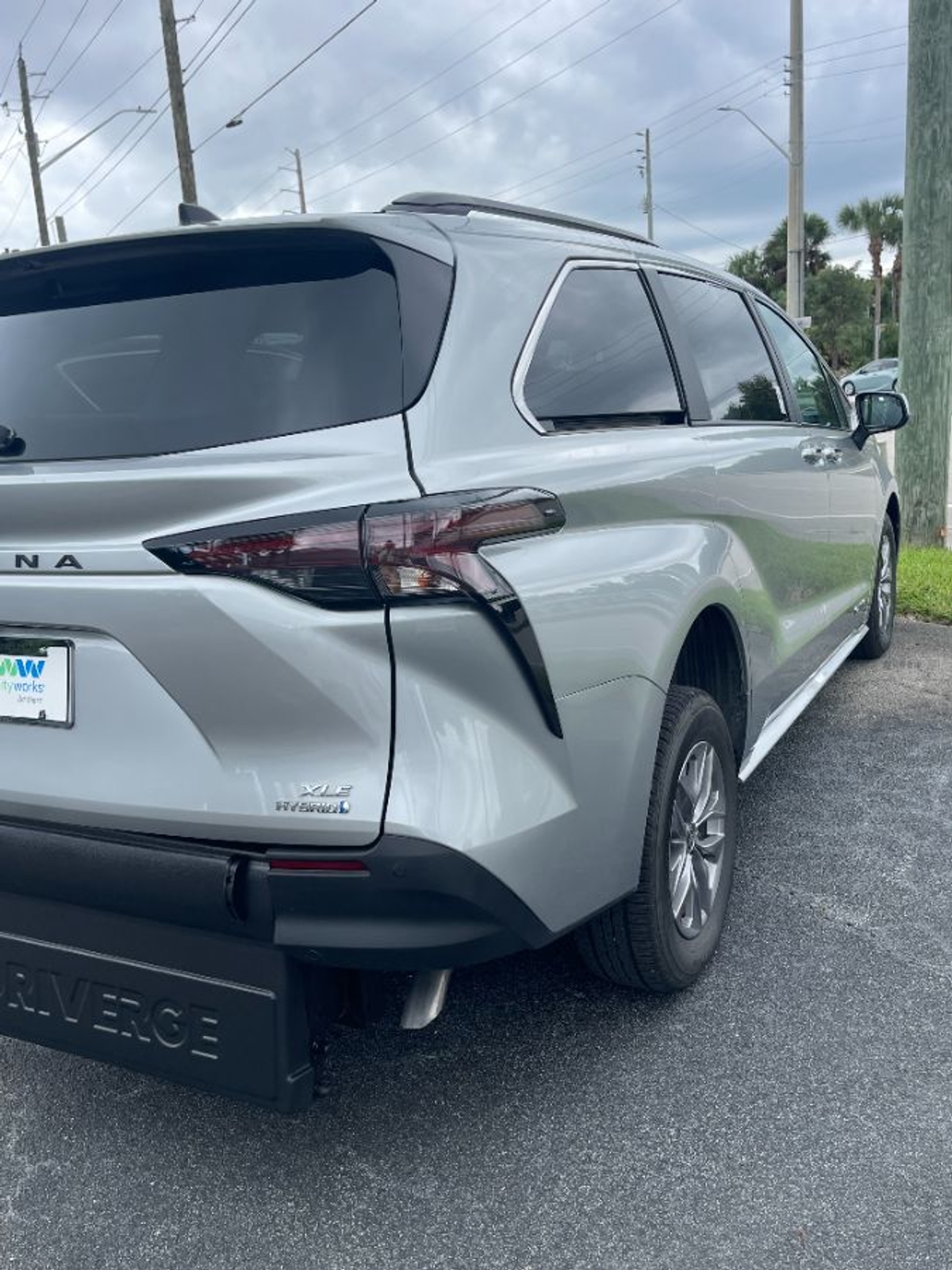 2024 TOYOTA SIENNA - Image 7