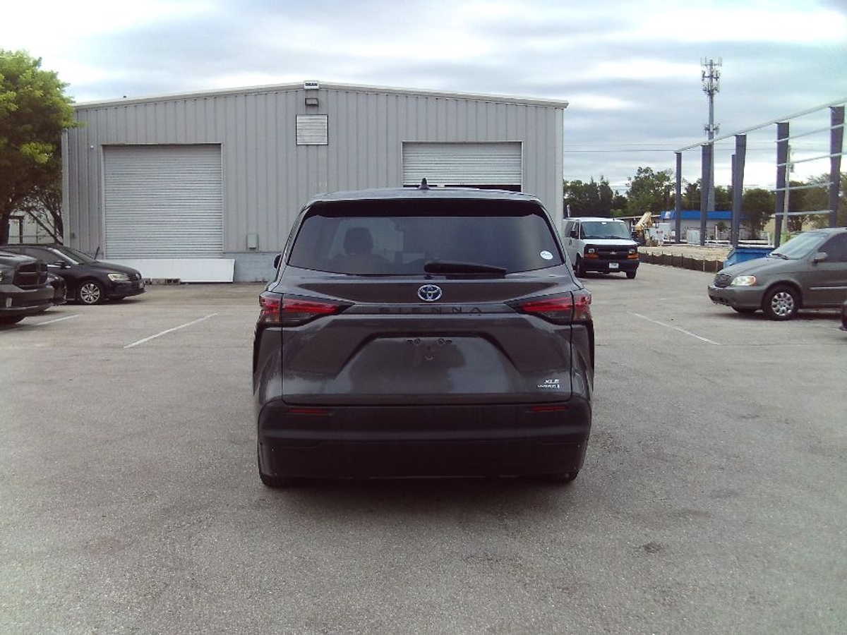 2022 TOYOTA SIENNA - Image 6