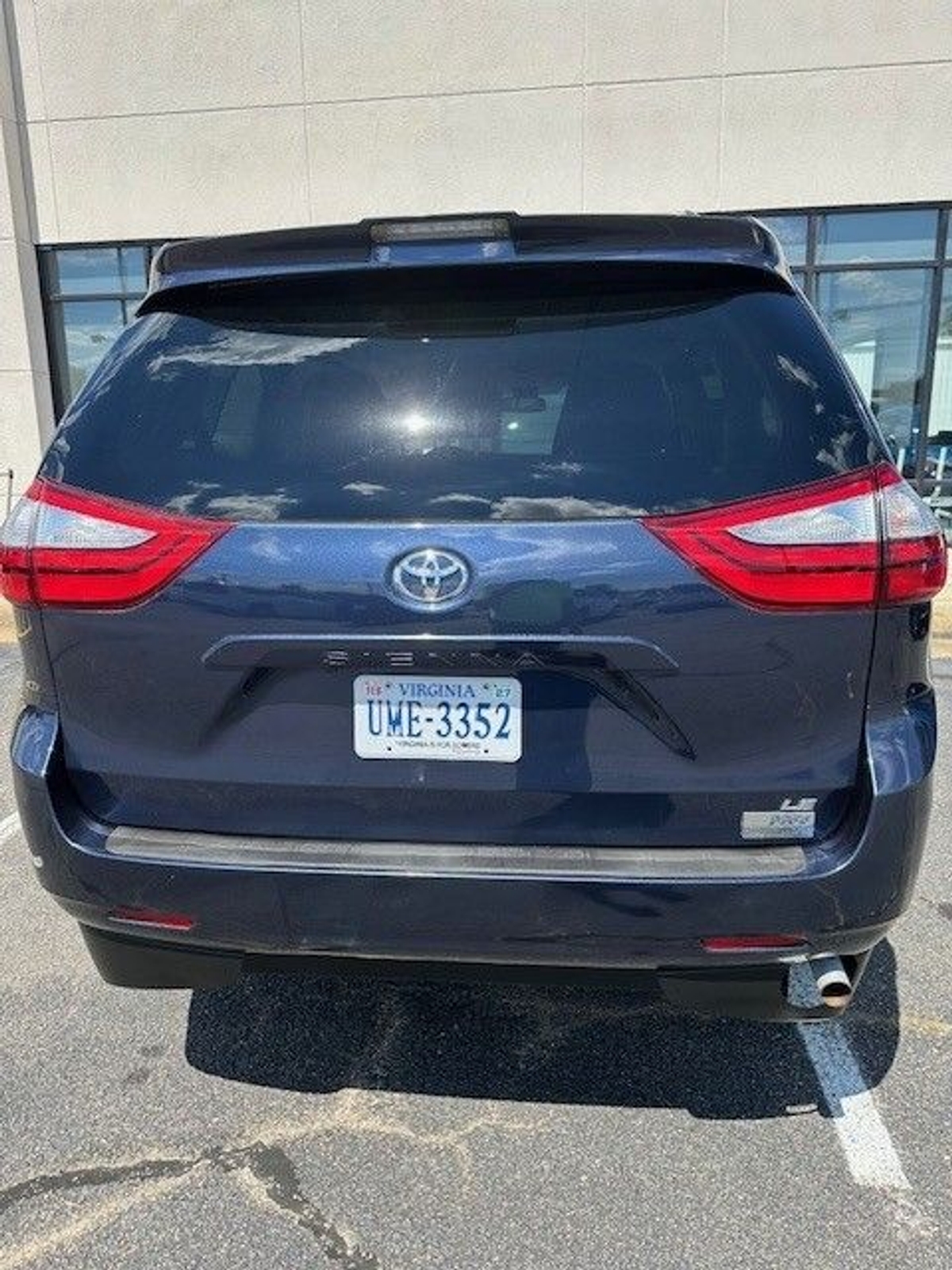 2018 TOYOTA SIENNA - Image 4
