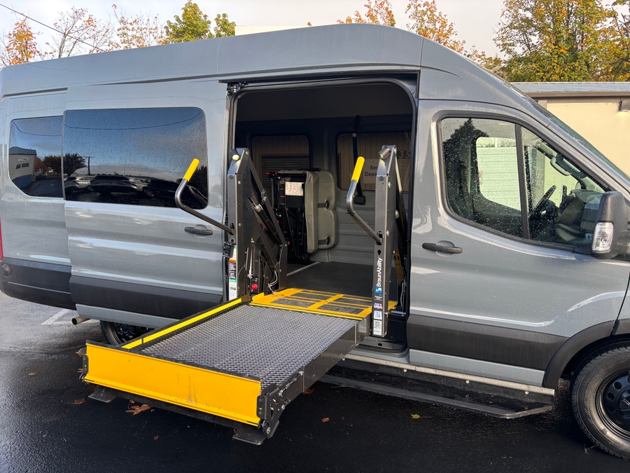 Used 2022 Ford Transit 250 AWD - OTH Side Entry Entry Lift Automatic Ramp