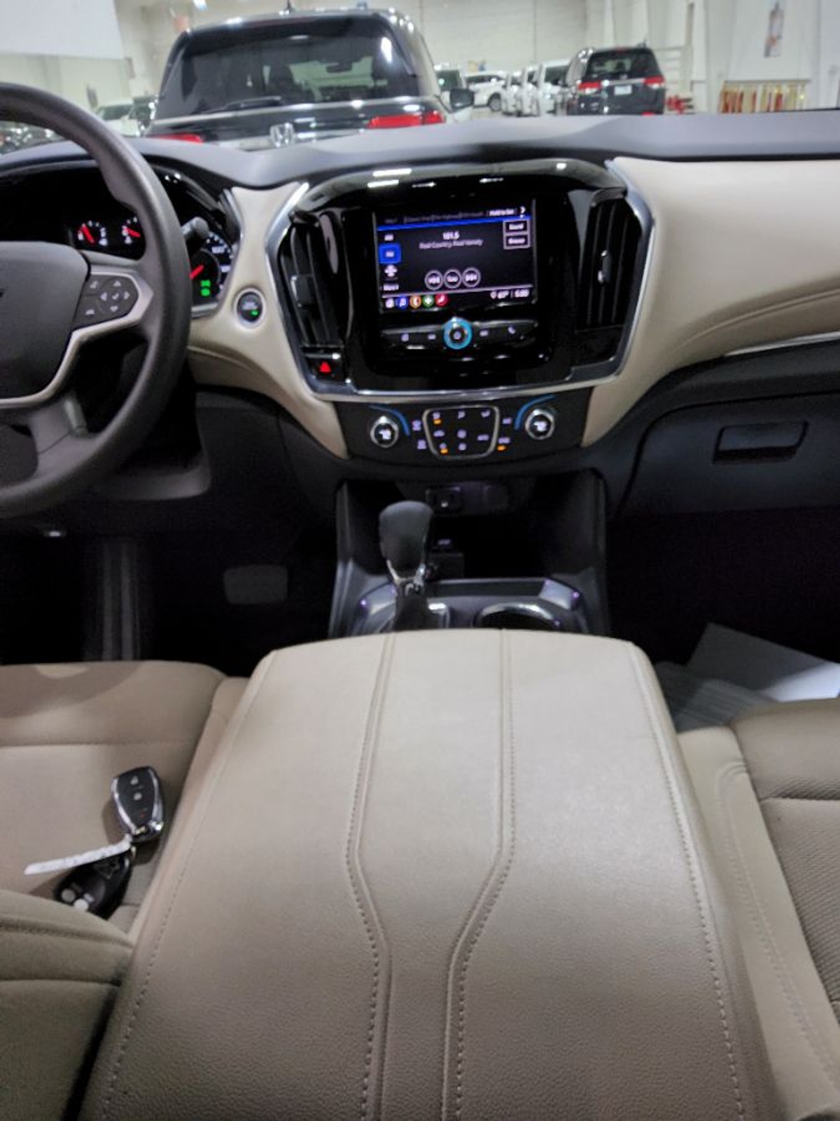 2023 CHEVROLET TRAVERSE - Image 12