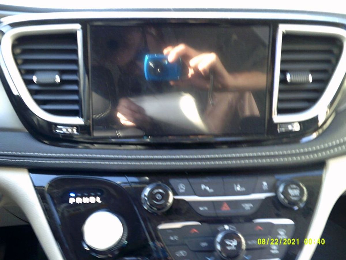 2024 CHRYSLER PACIFICA - Image 12