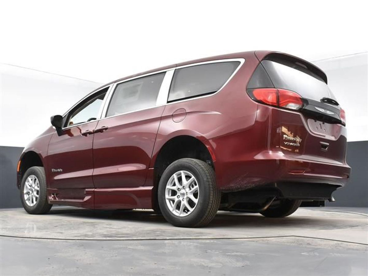 2023 CHRYSLER VOYAGER - Image 6
