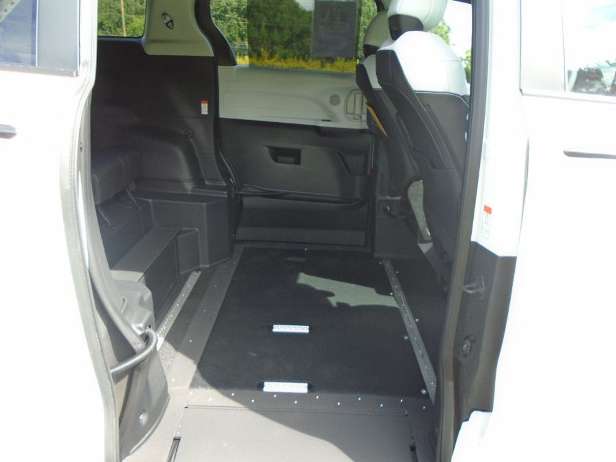 Blanco Toyota Sienna número de imagen 11