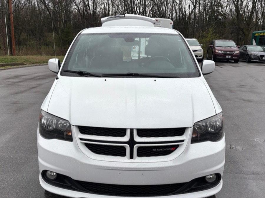 Used 2019 Dodge Grand Caravan GT - International Mobility Rear Entry Entry Fold Out Manual Ramp