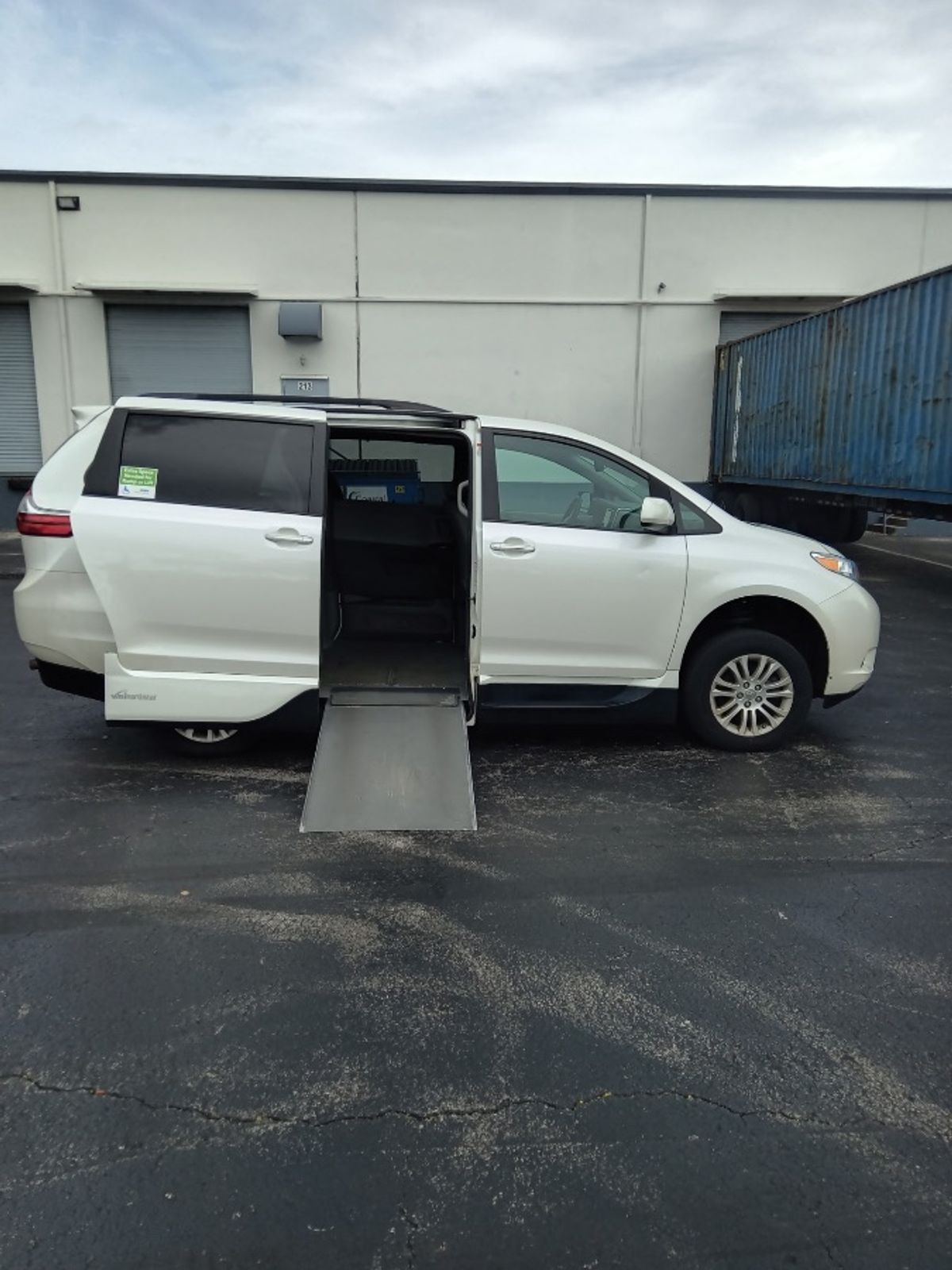Blanco Toyota Sienna número de imagen 5