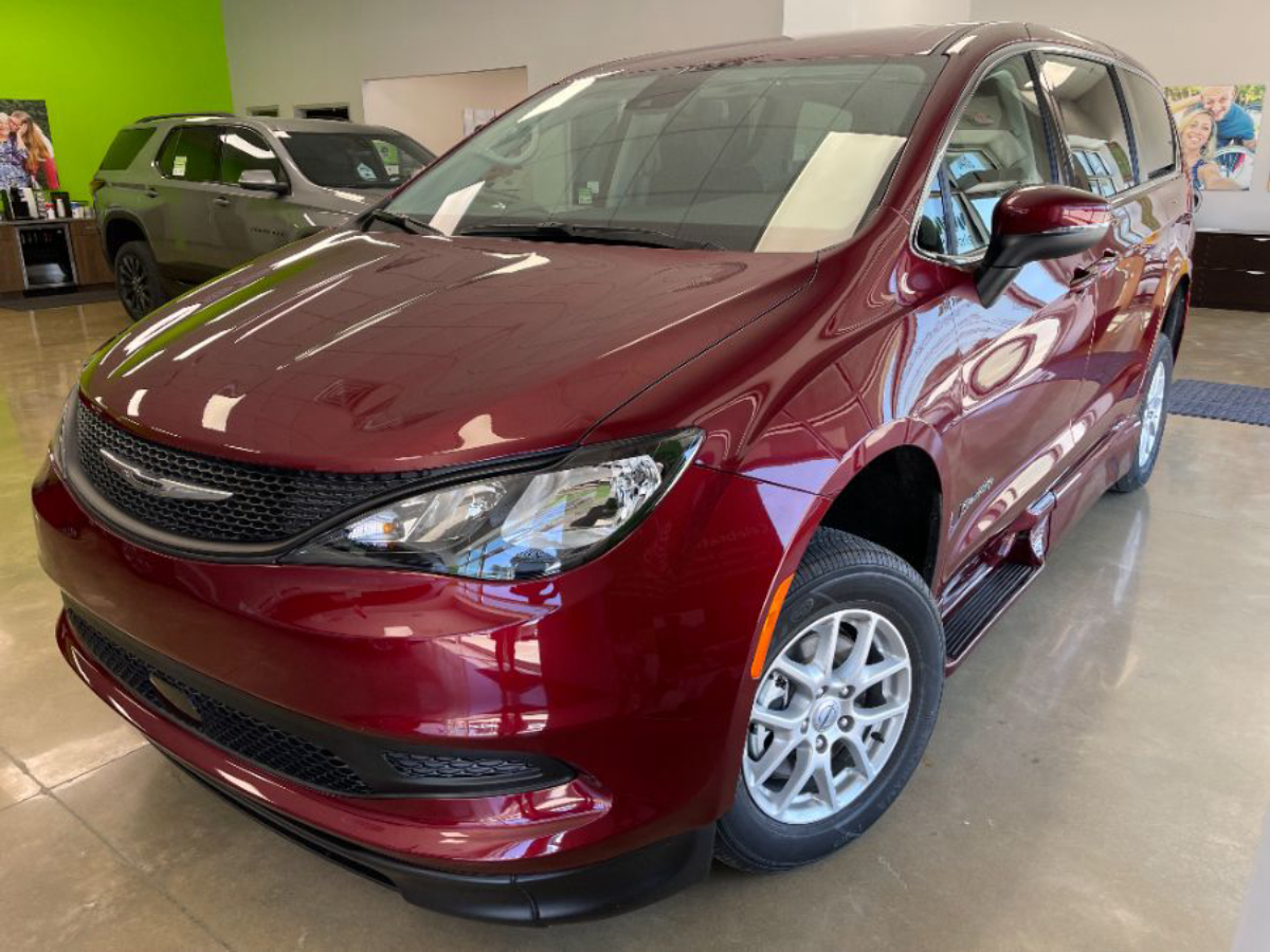 2023 CHRYSLER VOYAGER - Image 5