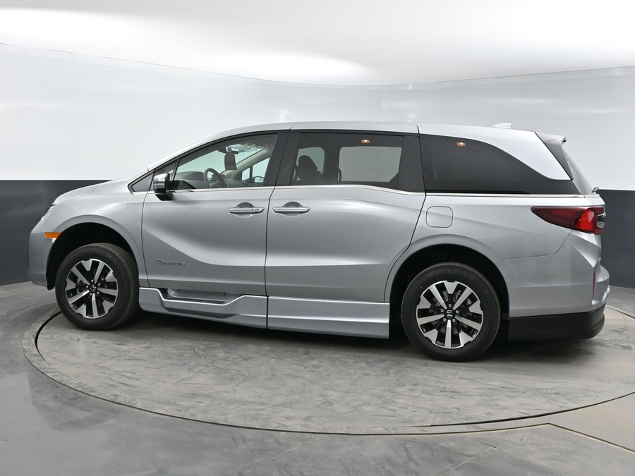 New 2026 Honda Odyssey EX-L - BraunAbility Side Entry Entry In Floor Automatic Ramp