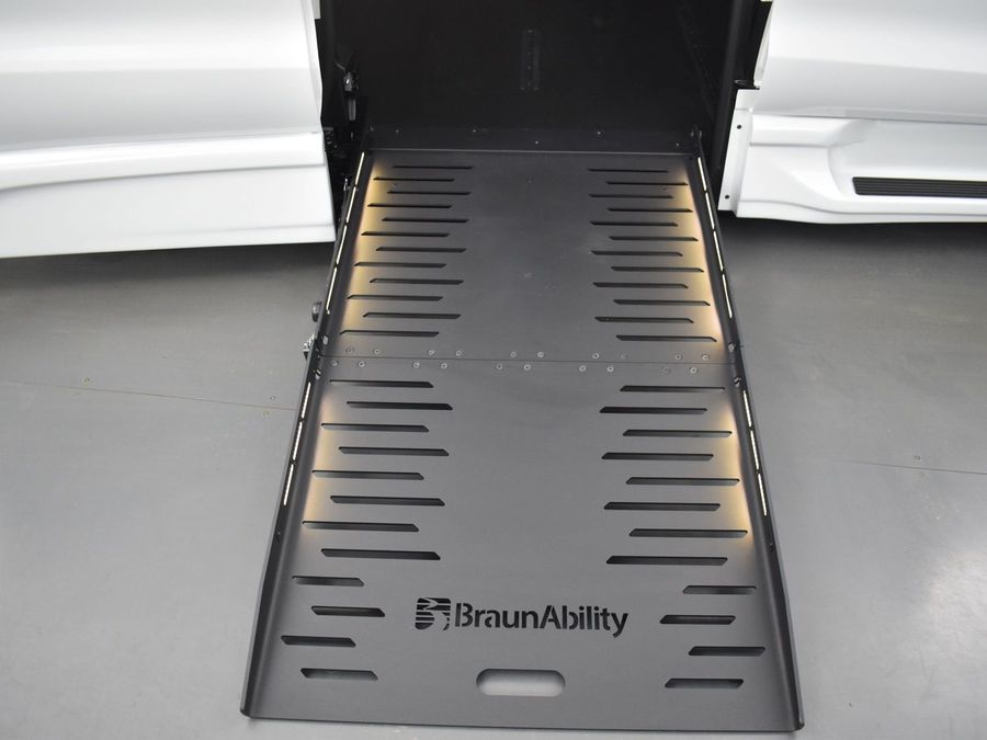 Used 2024 Chrysler Pacifica Touring L - BraunAbility Side Entry Entry Fold Out Automatic Ramp